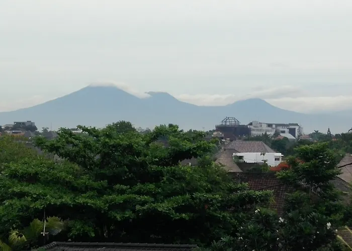 Hotel Casa Kayu Aya 3*